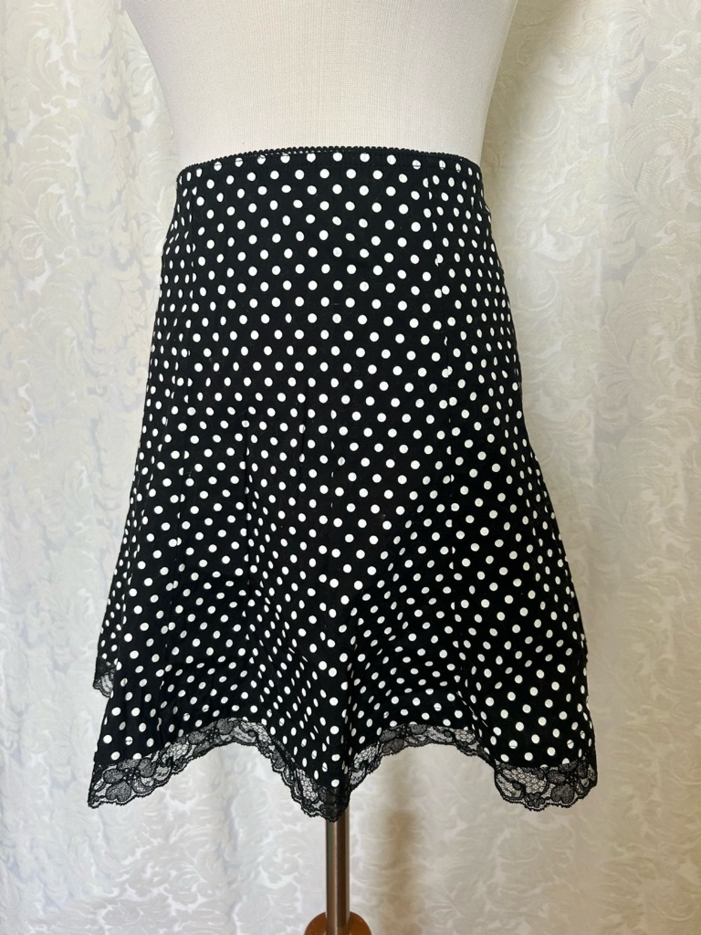 Mini Polka Dot Lace Trim Flared Skirt - Black/White